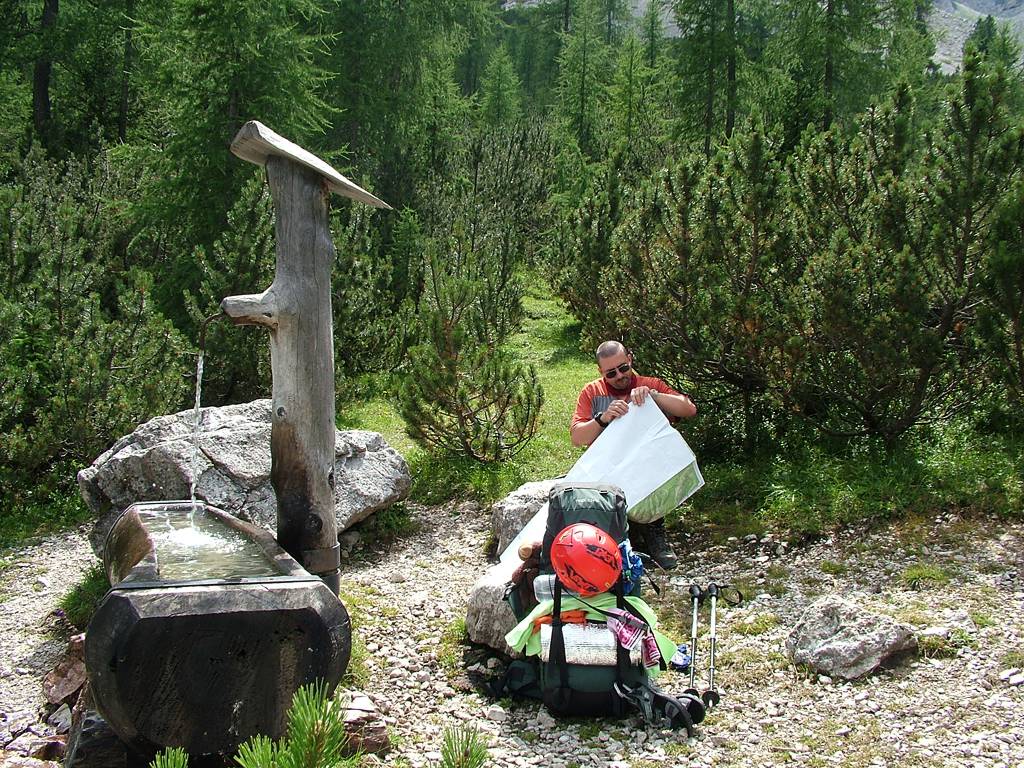 Evi hat vorgeschlagen, zur Dreischusterh&uuml;tte zu wandern. Wo ist diese H&uuml;tte?